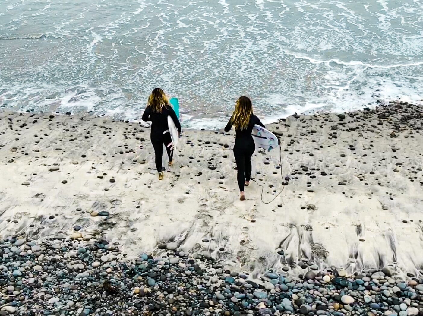 hytide social donates to surfrider foundation to benefit the ocean social media management gives back